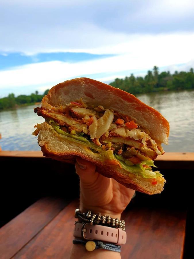 The Hideaway Ξενοδοχείο Kampot Εξωτερικό φωτογραφία